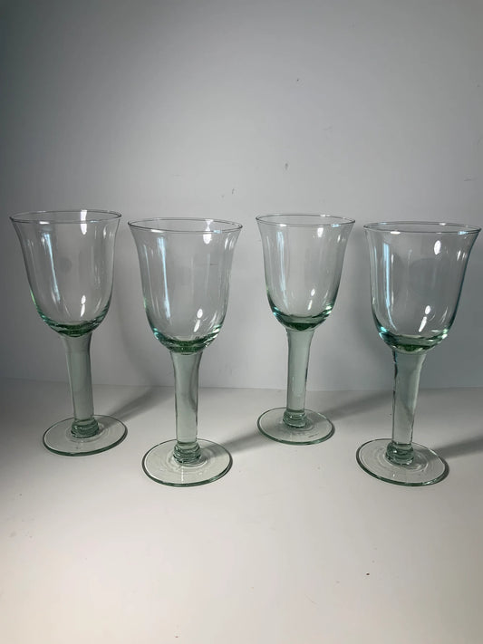 Set of 4 La Mediterranea verde green glass large goblets  8.5 inches tall by 3.5 inches wide