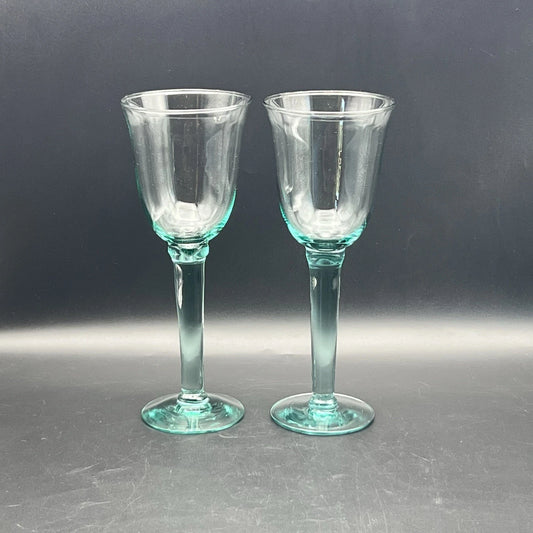 Set of 4 La Mediterranea verde green glass large goblets  8.5 inches tall by 3.5 inches wide