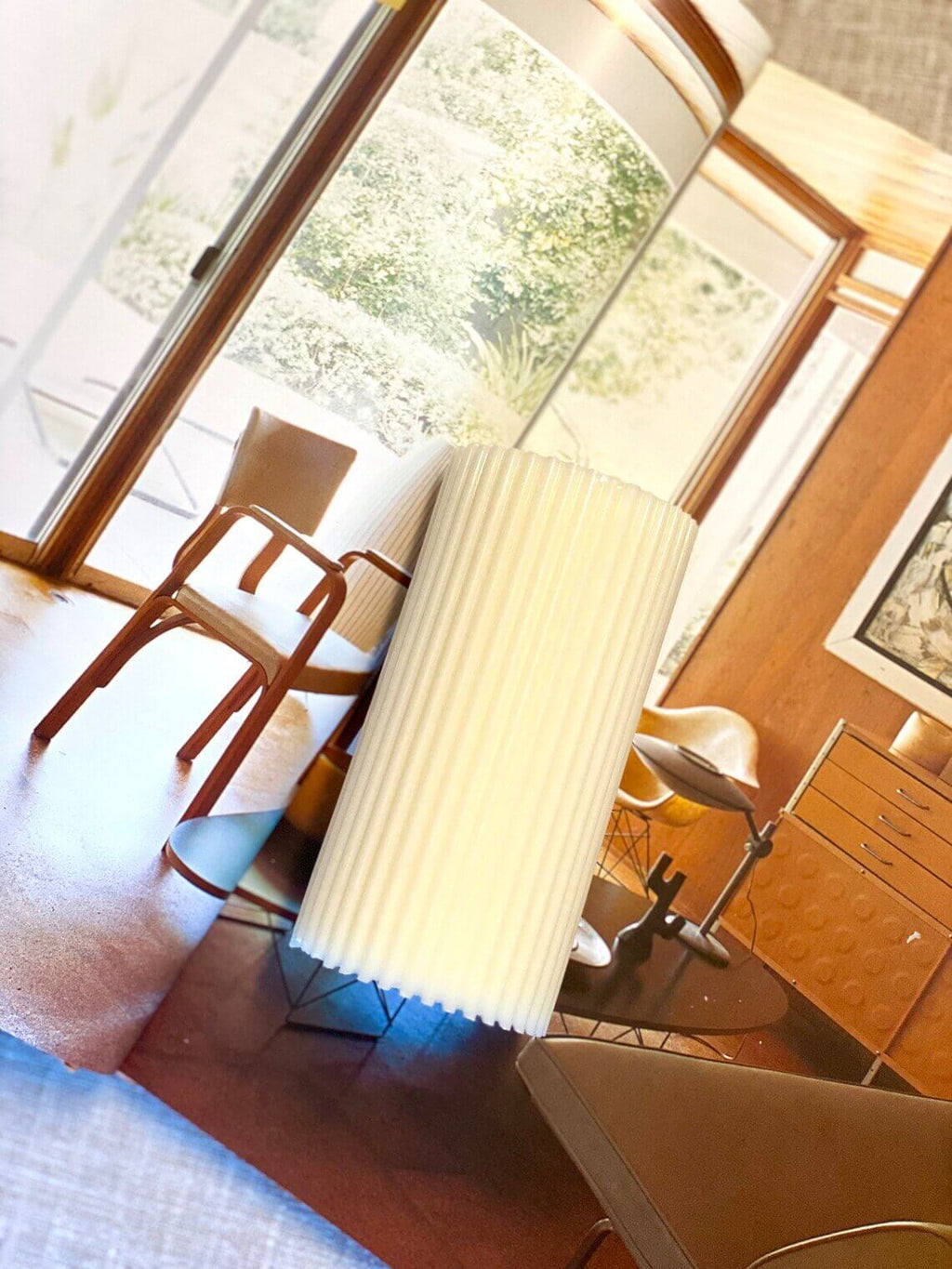 Ribbed Candle | Effortless Home Decor-4