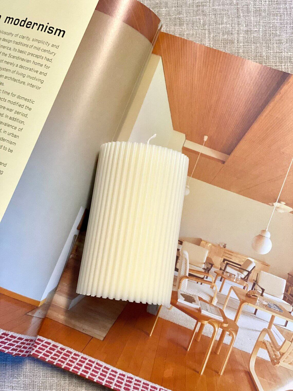 Ribbed Candle | Effortless Home Decor-5